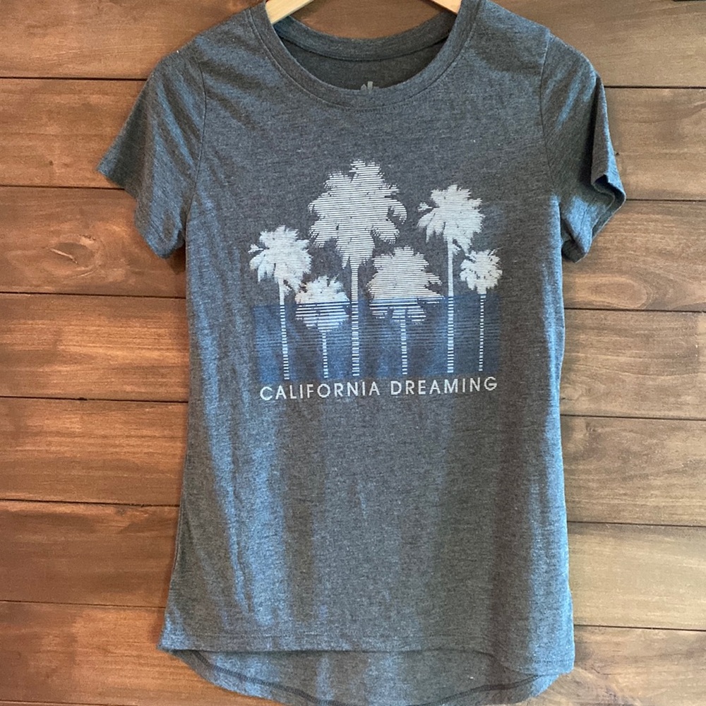 California dreaming size S shirt